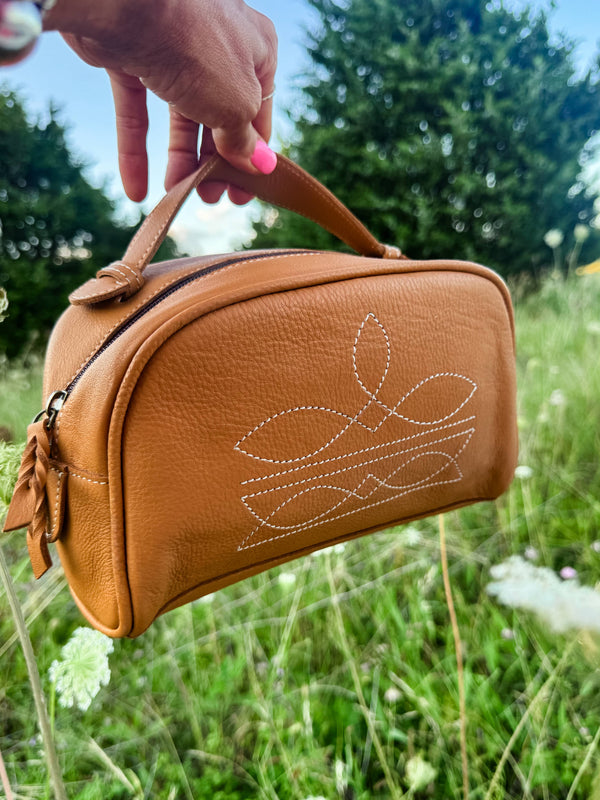 Boot Stitch Leather Toiletry Makeup Shaving Travel Bag