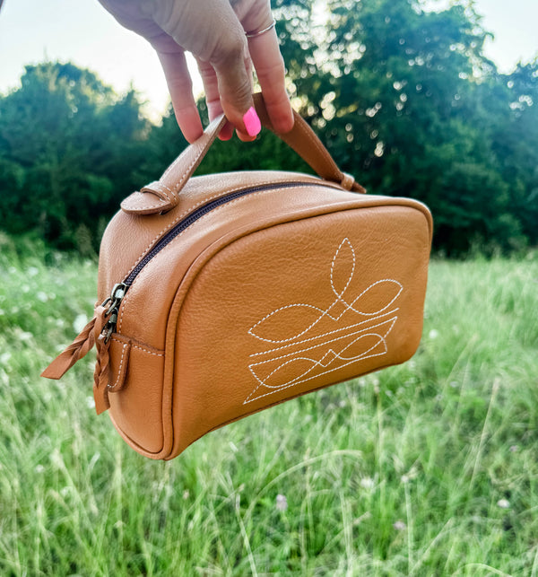 Boot Stitch Leather Toiletry Makeup Shaving Travel Bag