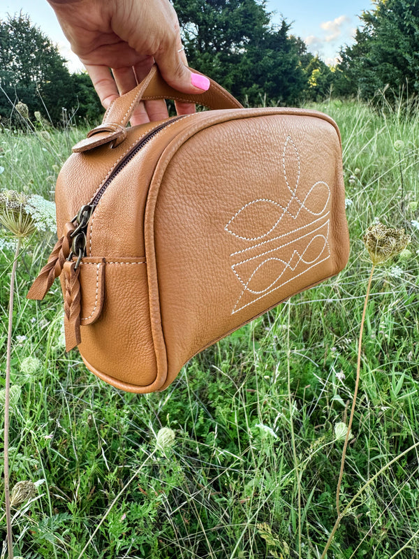 Boot Stitch Leather Toiletry Makeup Shaving Travel Bag